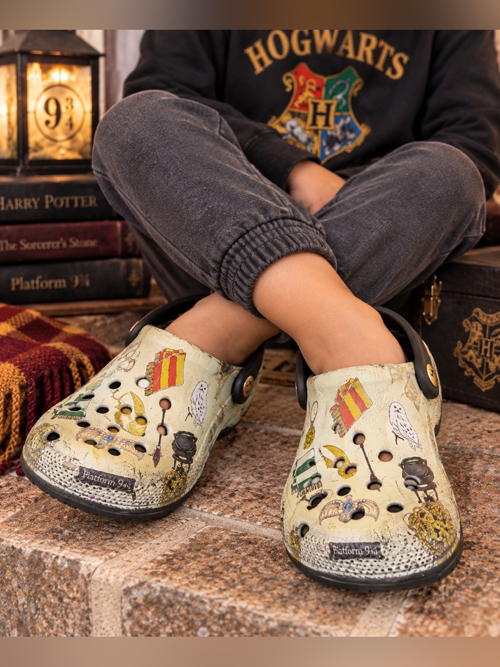 Crocs Harry Potter Wizarding World Graphic Clogs Kids Size M4/W6